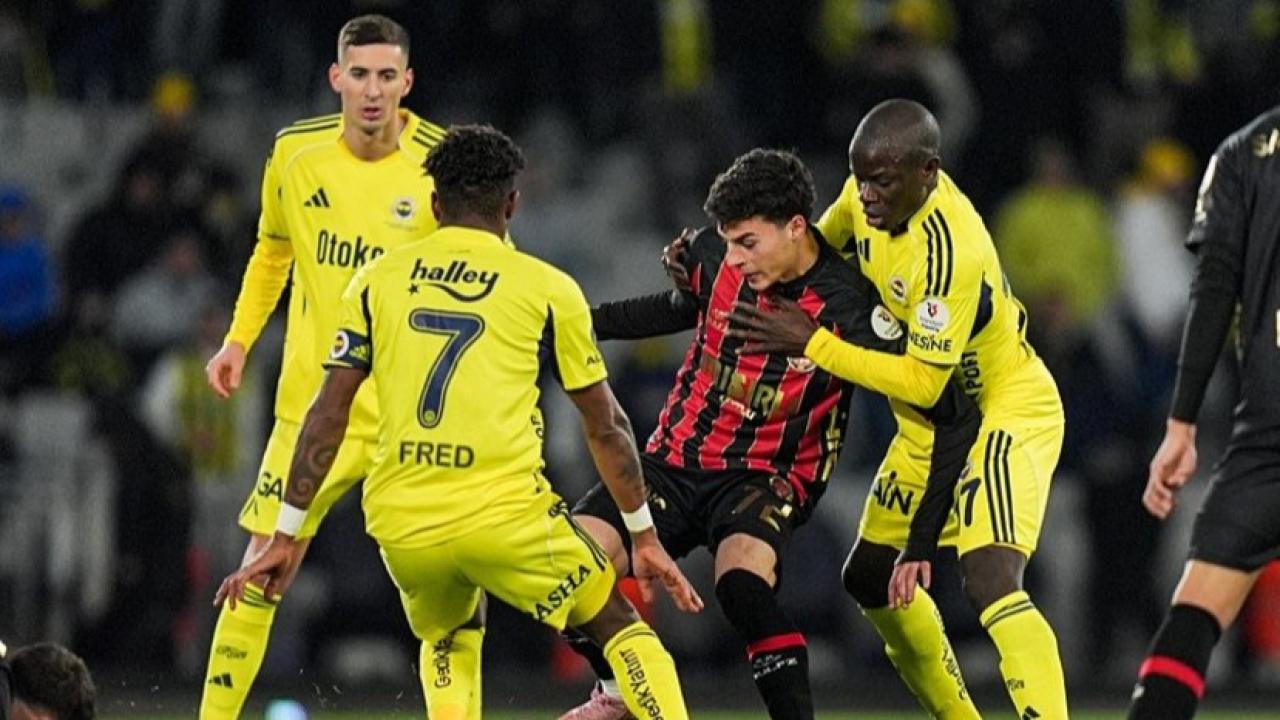 Fenerbahçe'ye Karagümrük şoku! Sarı lacivertliler ligdeki ilk mağlubiyetini aldı