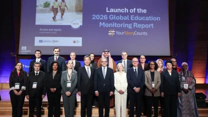 UNESCO'nun Paris'teki toplantısında Türkiye'nin eğitimdeki başarıları örnek gösterildi