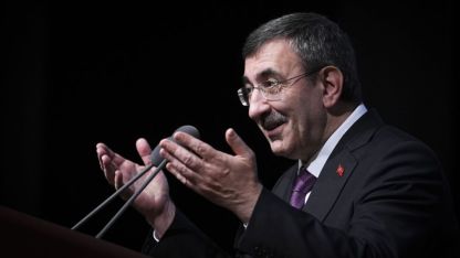 Cevdet Yılmaz, Genç Kızılay Akademi Gençlik ve Aile Araştırma Zirvesi’nde konuştu: