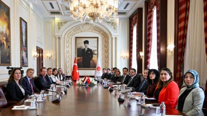 Adalet Bakanı Gürlek, Hollanda Adalet ve Güvenlik Bakanı Van Weel ile görüştü: