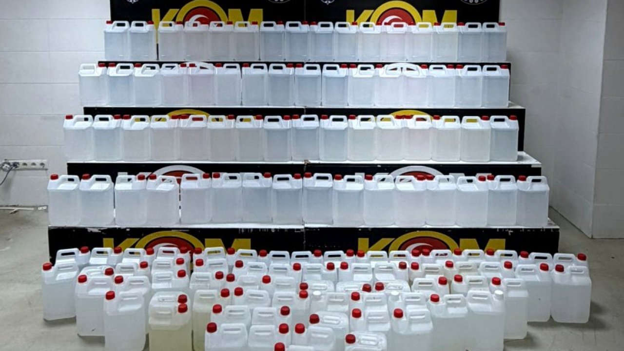 Adana'da kaçak 1865 litre etil alkol ele geçirildi