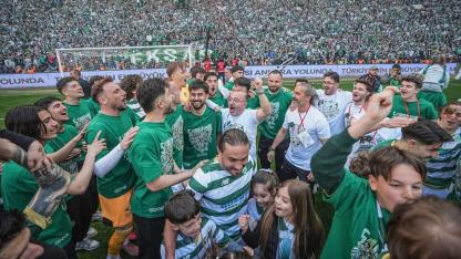 Anadolu Devinin Muhteşem Dönüşü: Şampiyon Bursaspor 1.Lige Yükseldi