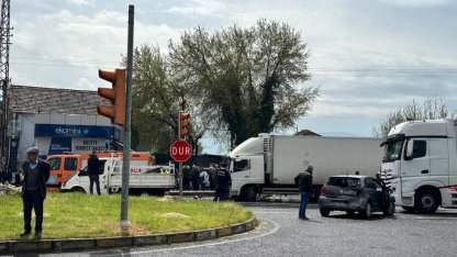 Aydın'da devrilen direğin altında kalan bisiklet sürücüsü öldü