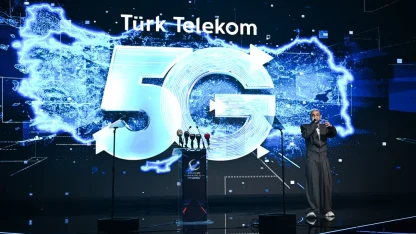 Bakan Uraloğlu, Antalya'da "Türk Telekom İş Ortakları Toplantısı"nda konuştu: