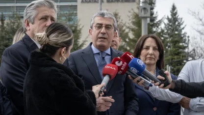 CHP'den AYM'ye başvuru