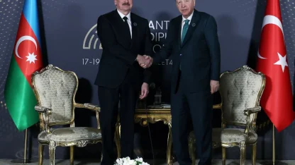 Cumhurbaşkanı Erdoğan, Azerbaycan Cumhurbaşkanı Aliyev ile görüştü