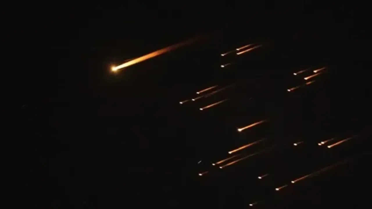 Diplomasi Masası Devrildi: Trump Heyeti Geri Çekti, İran'dan 'Esir Kampı' Resti!