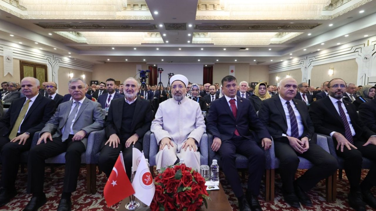 Diyanet İşleri Başkanı Arpaguş, Hac Organizasyonu Kafile Başkanları Bilgilendirme Toplantısı'na katıldı: