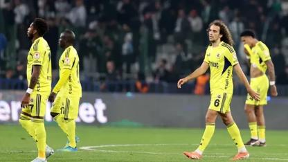 Fenerbahçe’de 4 Günlük Kabus: Önce Liderlik Yarışı, Şimdi Kupa Gitti!