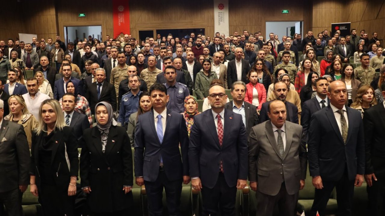 Gaziantep'te "İletişimin Yeni Yüzyılı" eğitim programı gerçekleştirildi