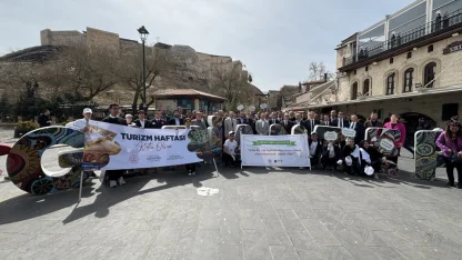 Gaziantep'te Turizm Haftası kapsamında yürüyüş düzenlendi 