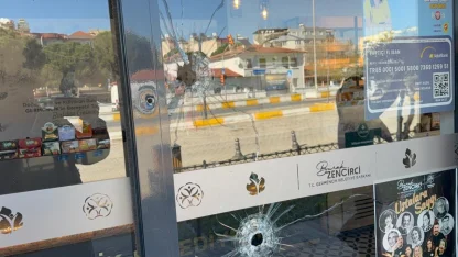 GÜNCELLEME - Eski Germencik Belediye Başkanı Öndeş, belediyeye ait iş yerini kurşunladığı iddiasıyla tutuklandı