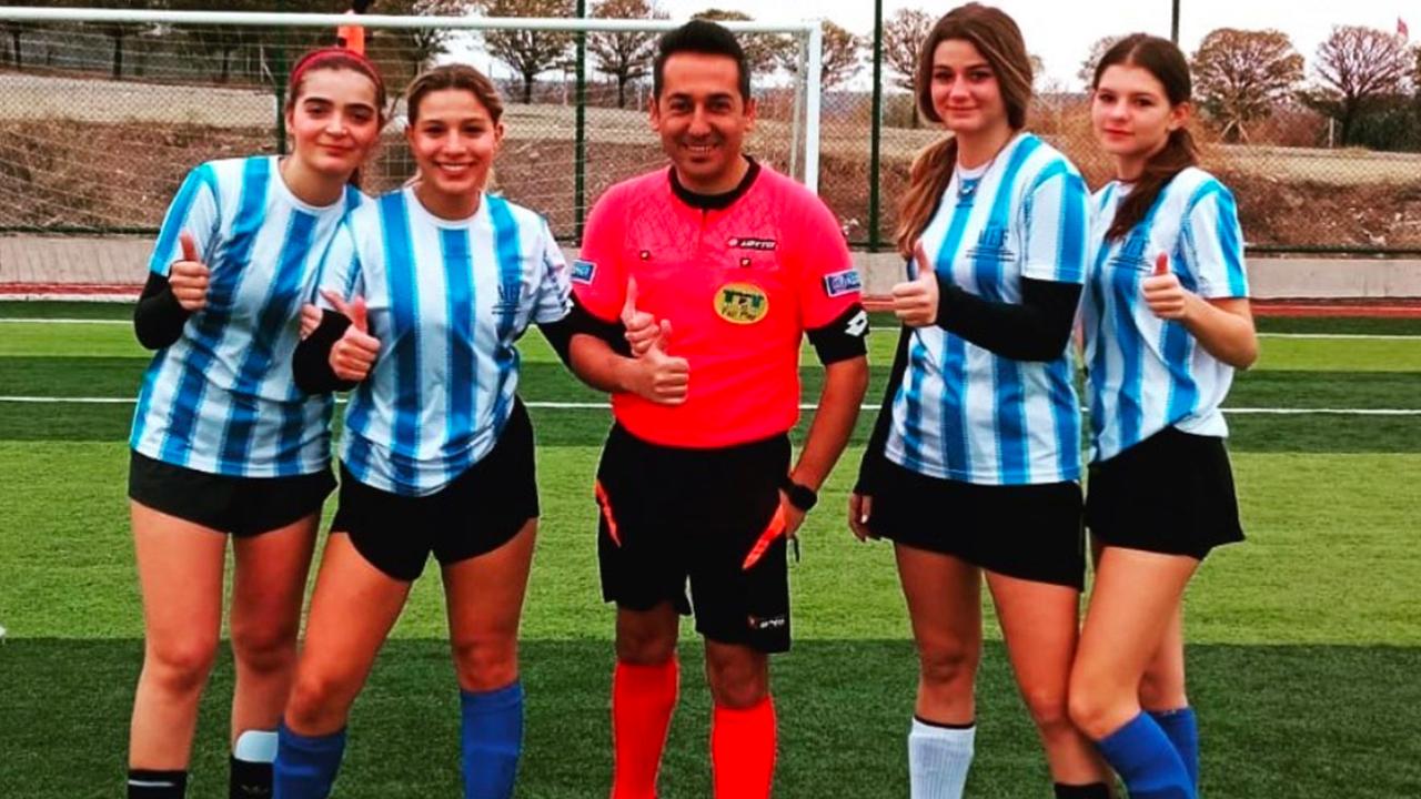 Her Hikâye Başladığı Yerde Biter: Futbol Halıda Başlar, Halıda Biter!