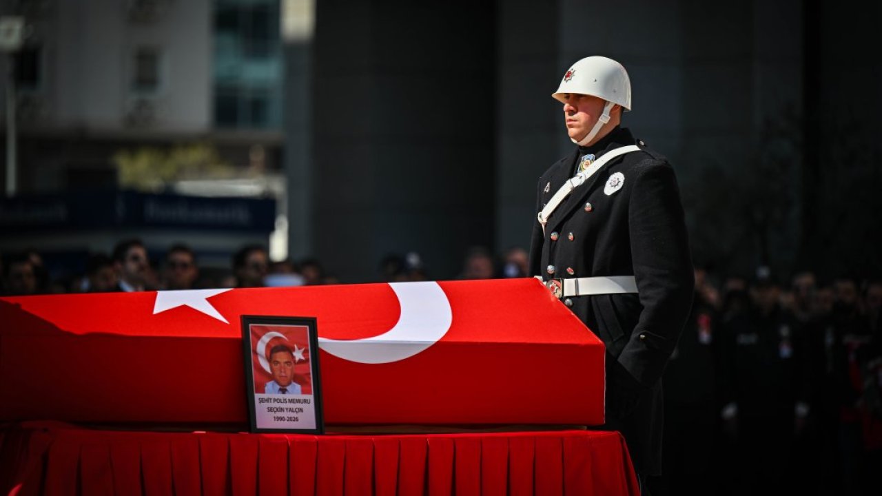 İstanbul'da trafik kazasında şehit olan polis Seçkin Yalçın için tören düzenlendi
