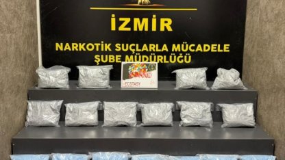 İzmir'de 101 bin 520 uyuşturucu hap ele geçirildi