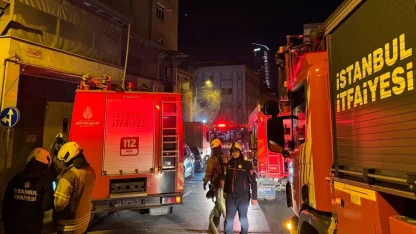 Kağıthane'de tekstil atölyesinde çıkan yangın söndürüldü