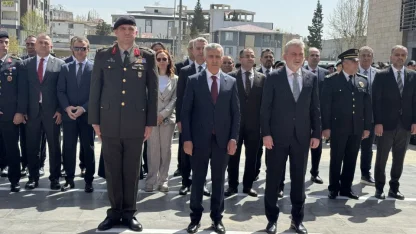 Kahramanmaraş'a İstiklal Madalyası verilişinin 101. yıl dönümü törenle kutlandı