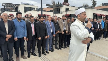 Kahramanmaraş'taki saldırıda hayatını kaybedenler için 3 ilde gıyabi cenaze namazı kılındı