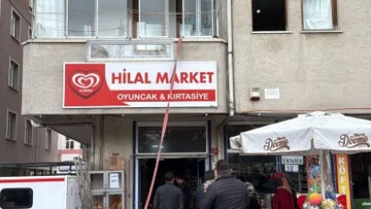 Kastamonu'da yangına müdahale etmek isterken binanın havalandırma boşluğuna düşen kişi öldü