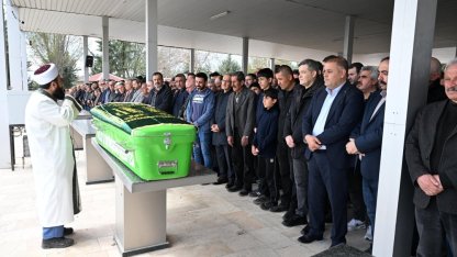 Malatya'da havuzda boğulma tehlikesi geçiren öğretmen kurtarılamadı