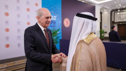 TBMM Başkanı Kurtulmuş, Arap Parlamentosu Başkanı Alyammahi ile görüştü