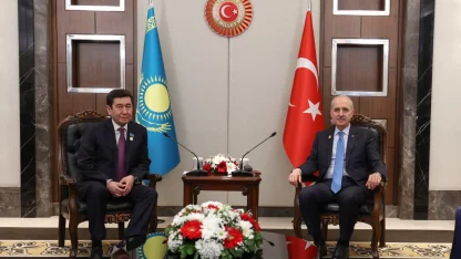 TBMM Başkanı Kurtulmuş, Kazakistan Parlamentosu Meclis Başkanı Koşanov ile görüştü 