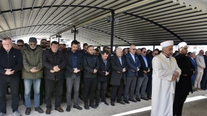 Trabzon ve çevre illerde Kahramanmaraş'taki okul saldırısında ölenler için gıyabi cenaze namazı kılındı