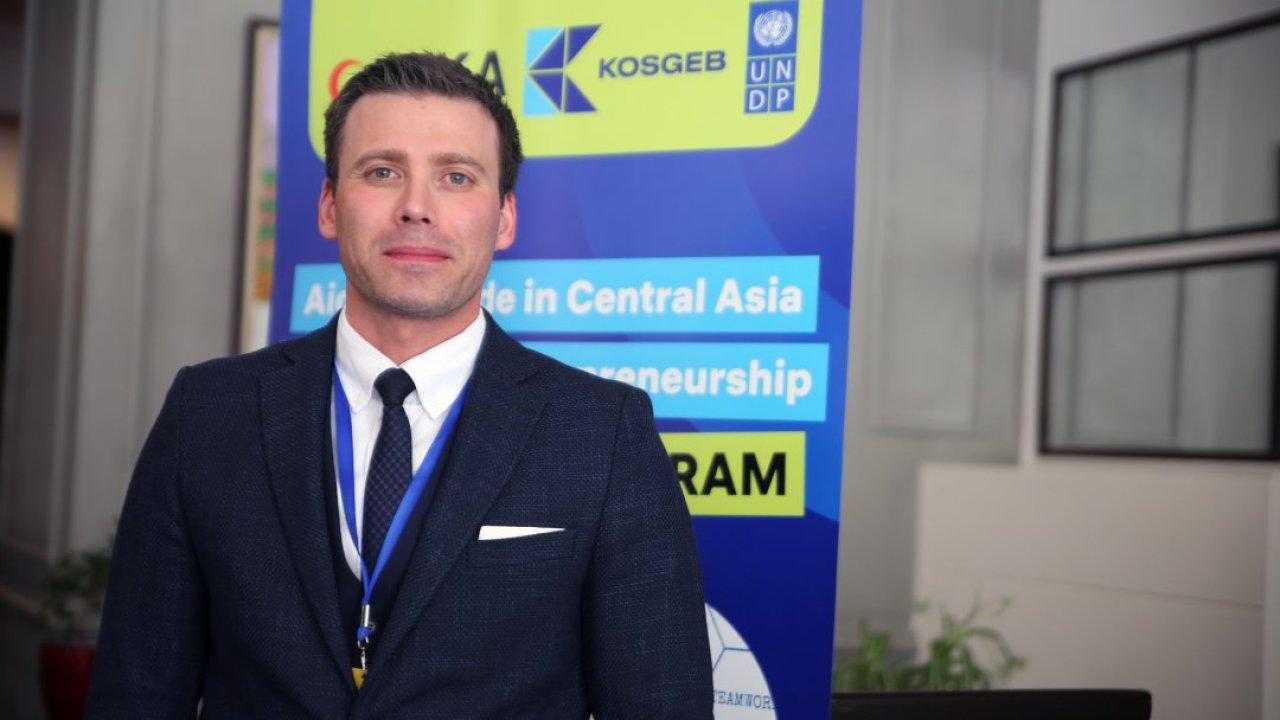 Türk uzmanlar, Kırgız girişimcilere iş planı hazırlama ve e-ticaret konusunda eğitim verdi