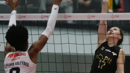 Voleybolda Kadınlar 1. Lig final etabı Alanya'da devam ediyor