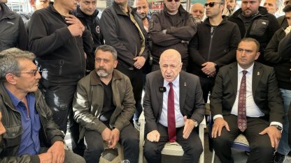Zafer Partisi Genel Başkanı Özdağ, Konya'da ziyaretlerde bulundu