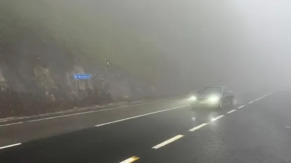 D-100 Bolu Dağı geçişi sise teslim