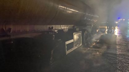 Osmaniye Düziçi'de akaryakıt tankeri alevlere teslim oldu