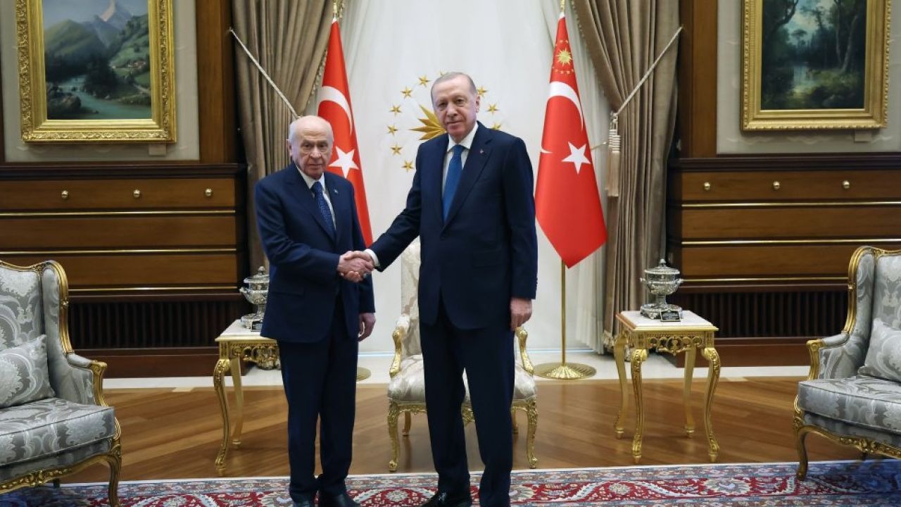 Erdoğan, Bahçeli'yi Külliye'de ağırladı
