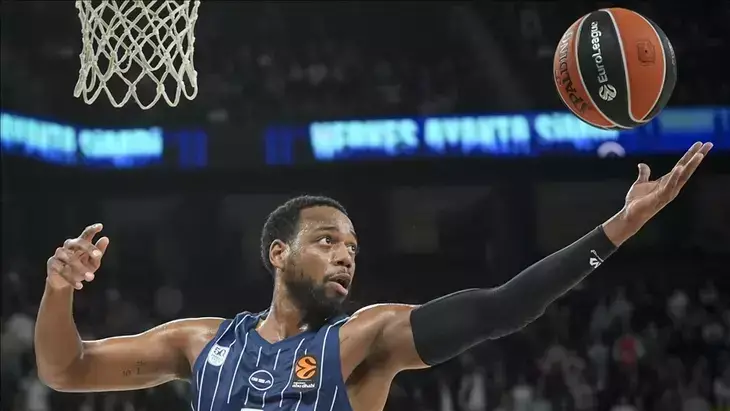 Anadolu Efes Barcelona canlı maç izle şifresiz taraftarium24 selçuksports jeyn sasyın Efes Barça canlı izle