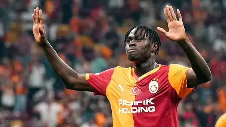 Galatasaray'da ışıl ışıl parlaladı! Rekor bonservis teklifi geldi