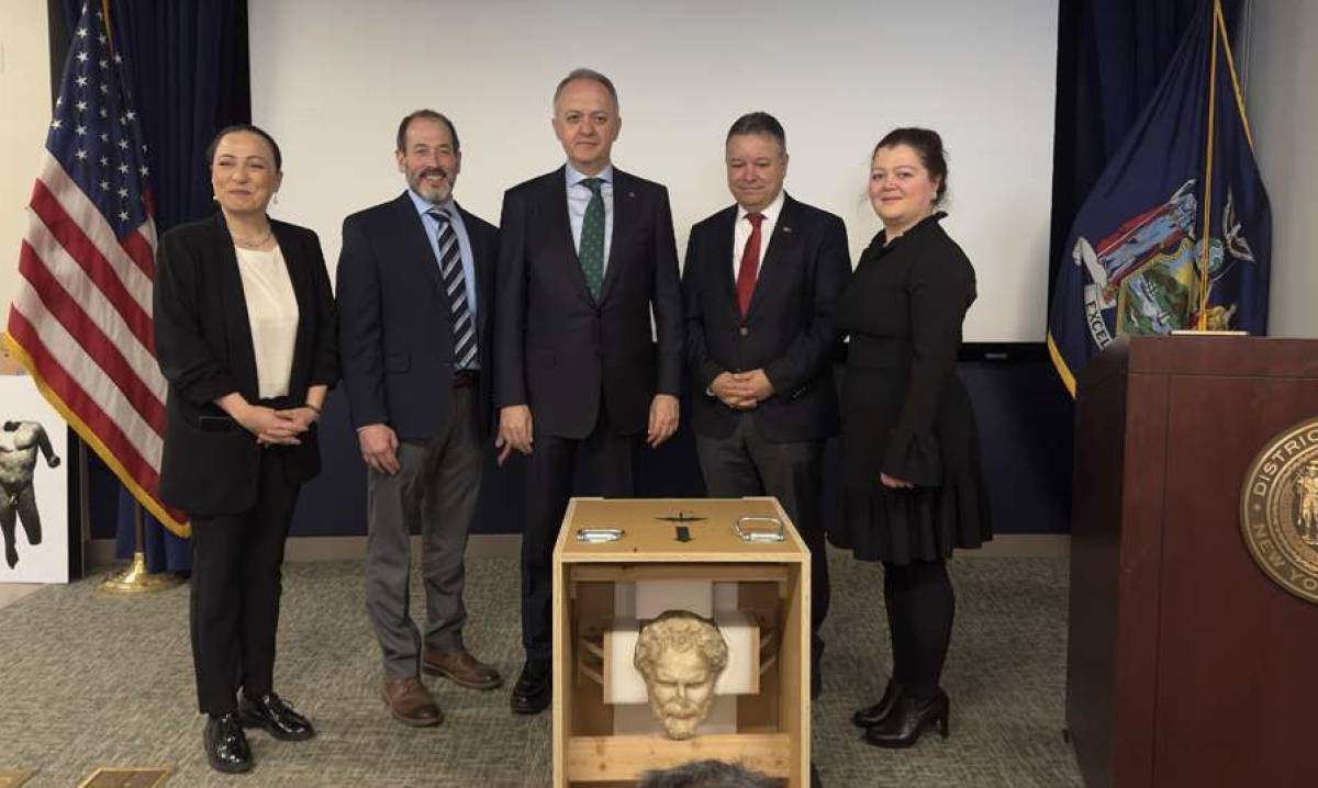 New York'tan Ankara'ya tarihi dönüş! Boubon İmparatoru Ankara'da