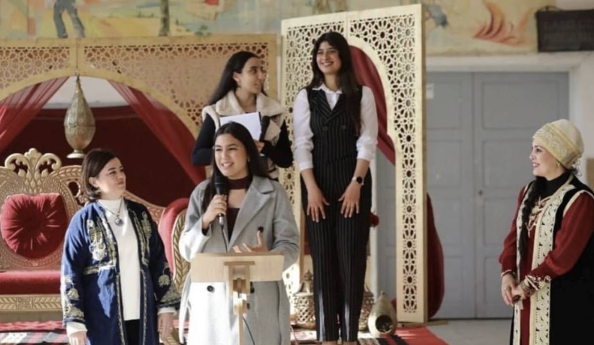 Tunus’ta Türkçe eğitiminin meyveleri sahneye çıktı