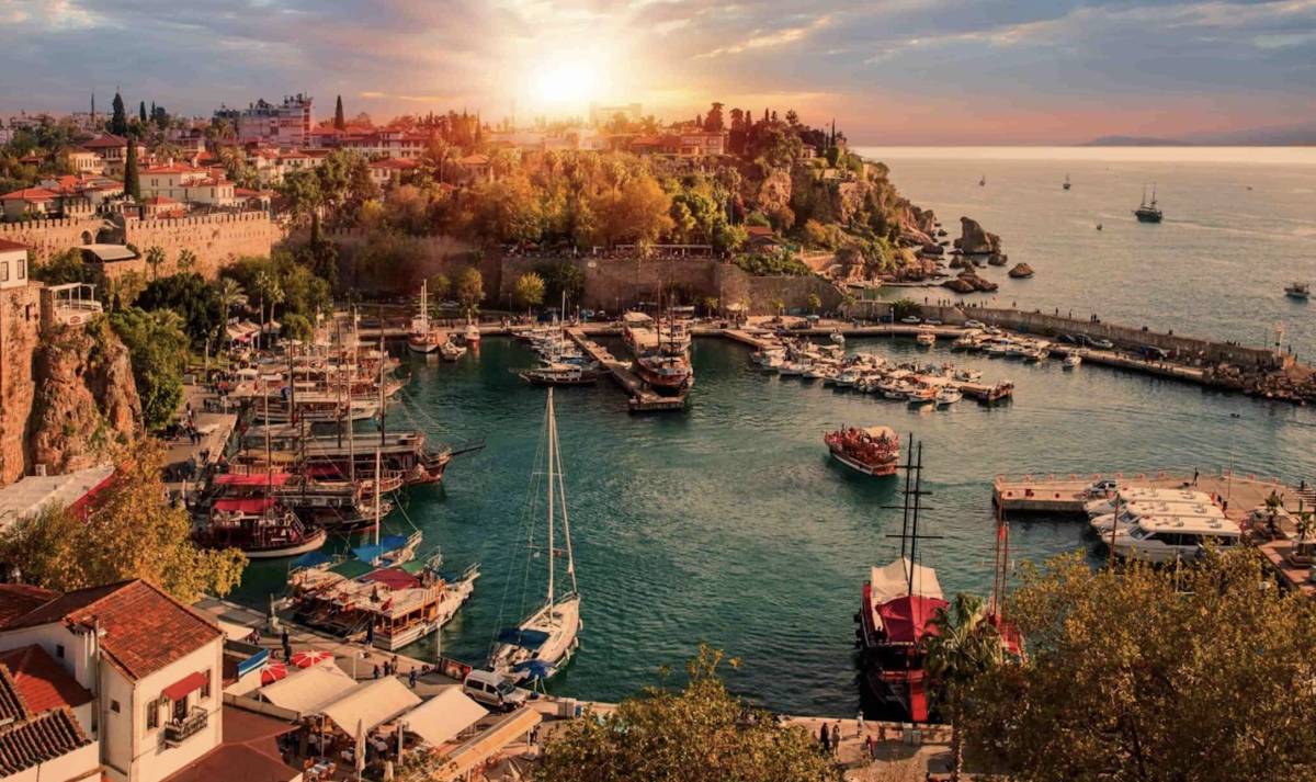 Antalya kültür turizminde rekor yıl: Müze ve ören yerlerinde 2025'te 3.25 ziyaretçi