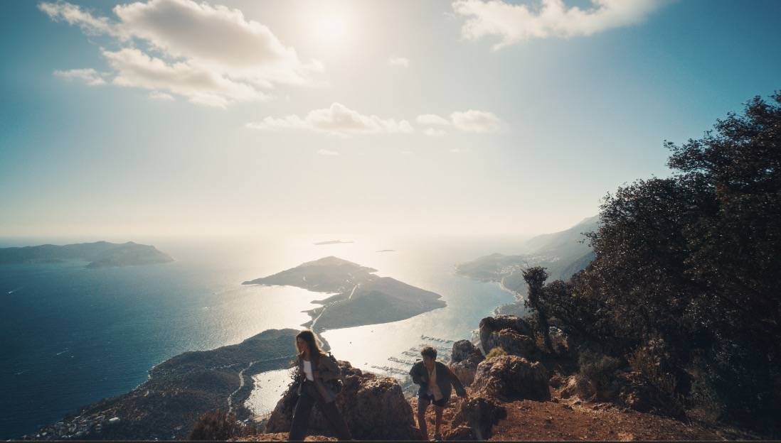 Türkiye'nin turizm tanıtımında yapay zeka dönemi: Antalya Piece o Art 9 dilde yayında