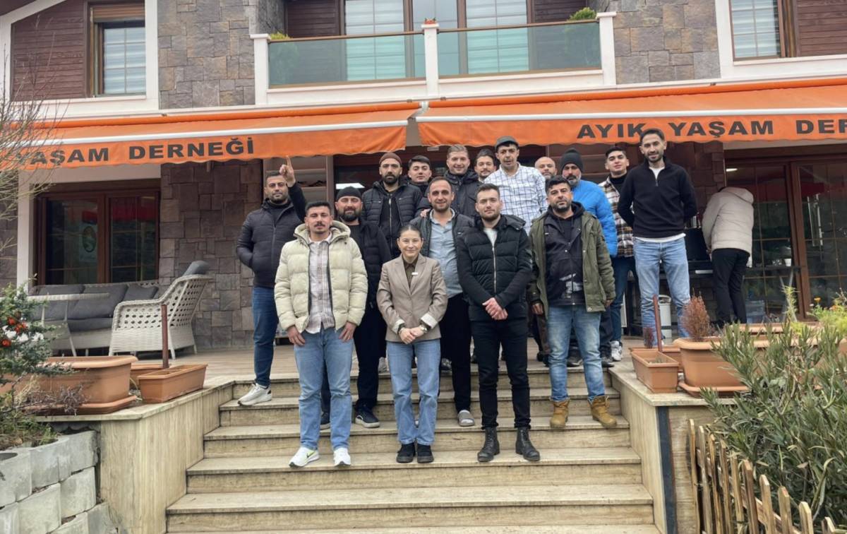 Toplumun sırtını döndüğü yerde umut yeşeriyor