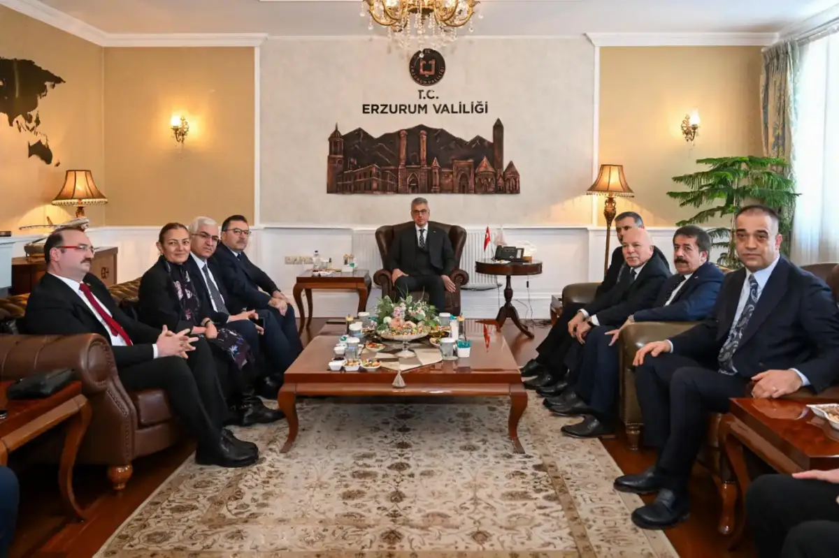 Bakan Memişoğlu Erzurum'da konuştu: Milletimize hizmet için gece gündüz çalışıyoruz