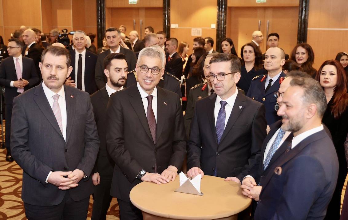 Bakan Memişoğlu'ndan Kosova mesajı! 100 hastaya ücretsiz tedavi detayını paylaştı