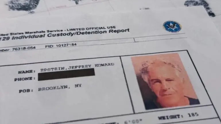 Epstein'in gizli deposundan neler çıktı? Polis baskınından önce delilleri kaçırmış