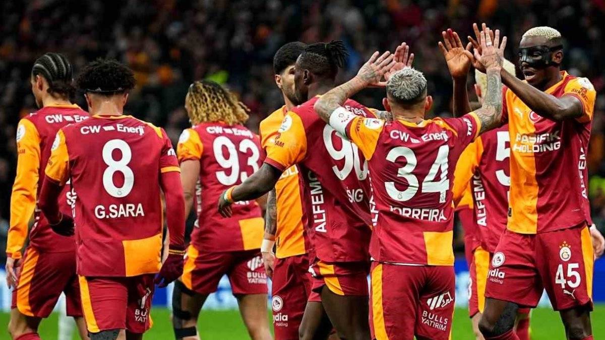 Cimbom derbi öncesi güven tazeledi! Aslan Alanyaspor engelini rahat geçti 3-1
