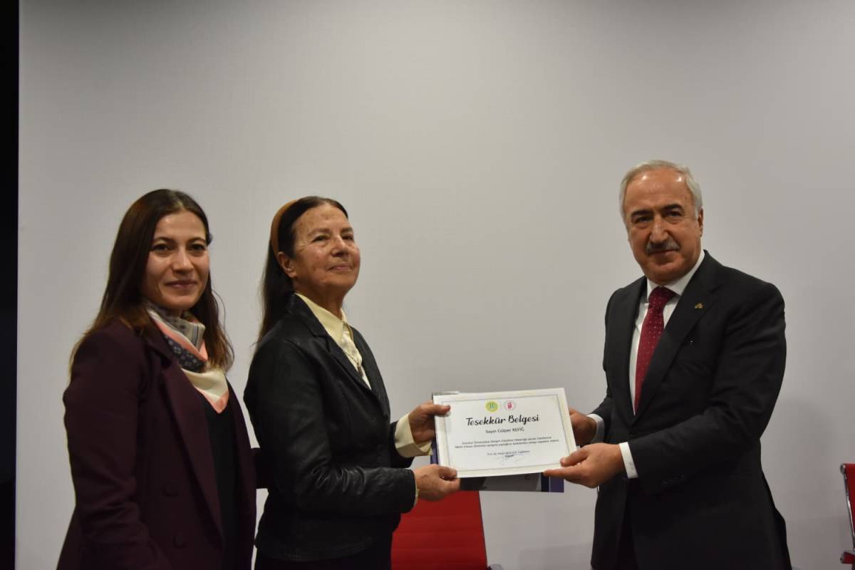 İstanbul Üniversitesi İletişim Fakültesi'nde Metin Erksan sineması açıldı