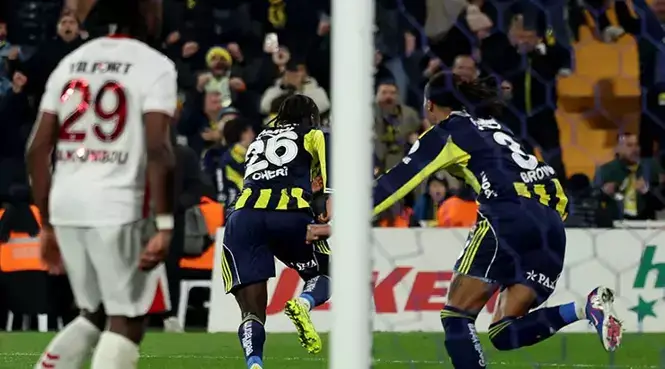 Kadıköy’de nefes kesen geri dönüş: Fenerbahçe 90+5’te kazandı