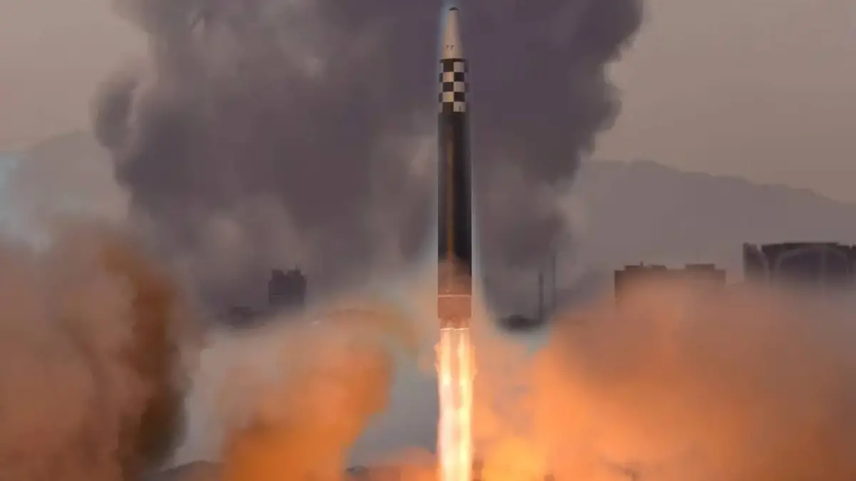 İran Aramco rafinerisini İHA ile vurdu! Suudi Arabistan'ın petrol kalesi alev aldı