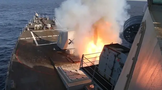 ABD-İsrail-İran savaşında 7. gün! Tahran'da sabah saatlerinde peş peşe patlamalar