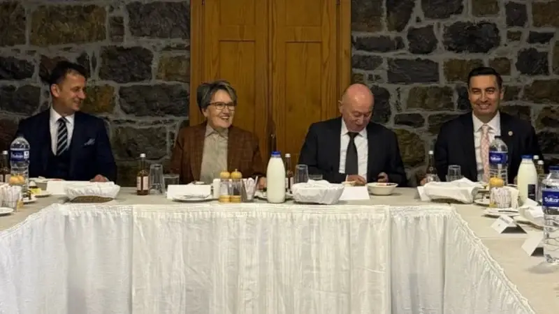 Meral Akşener uzun aradan sonra ortaya çıktı