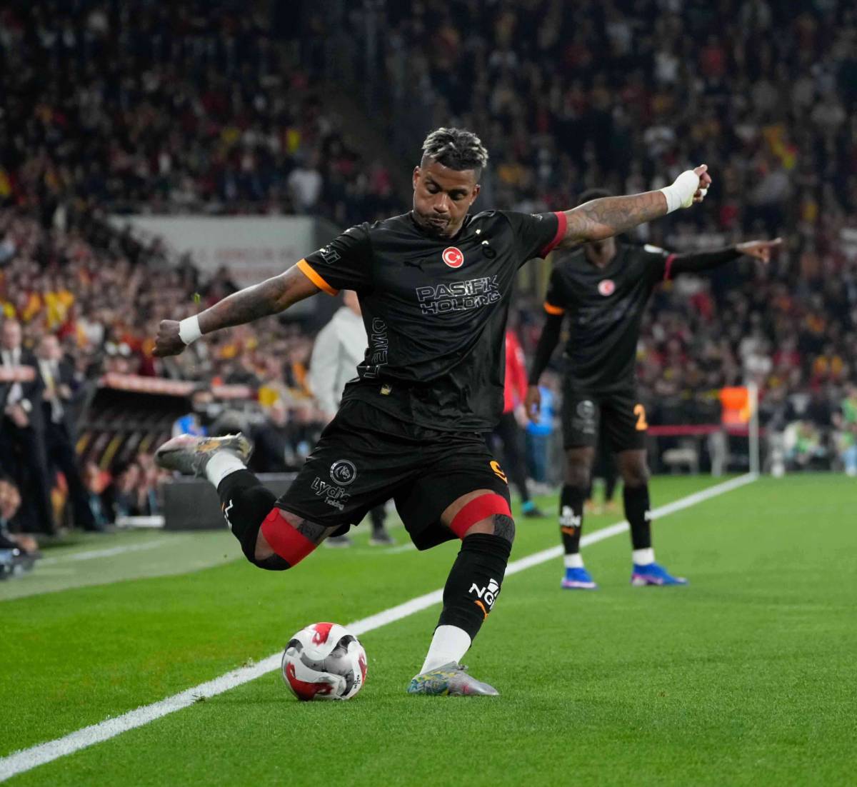 CANLI SKOR | Göztepe 1-3 Galatasaray: Lemina attı, Aslan İzmir'de fişi çekti! (75. Dakika)
